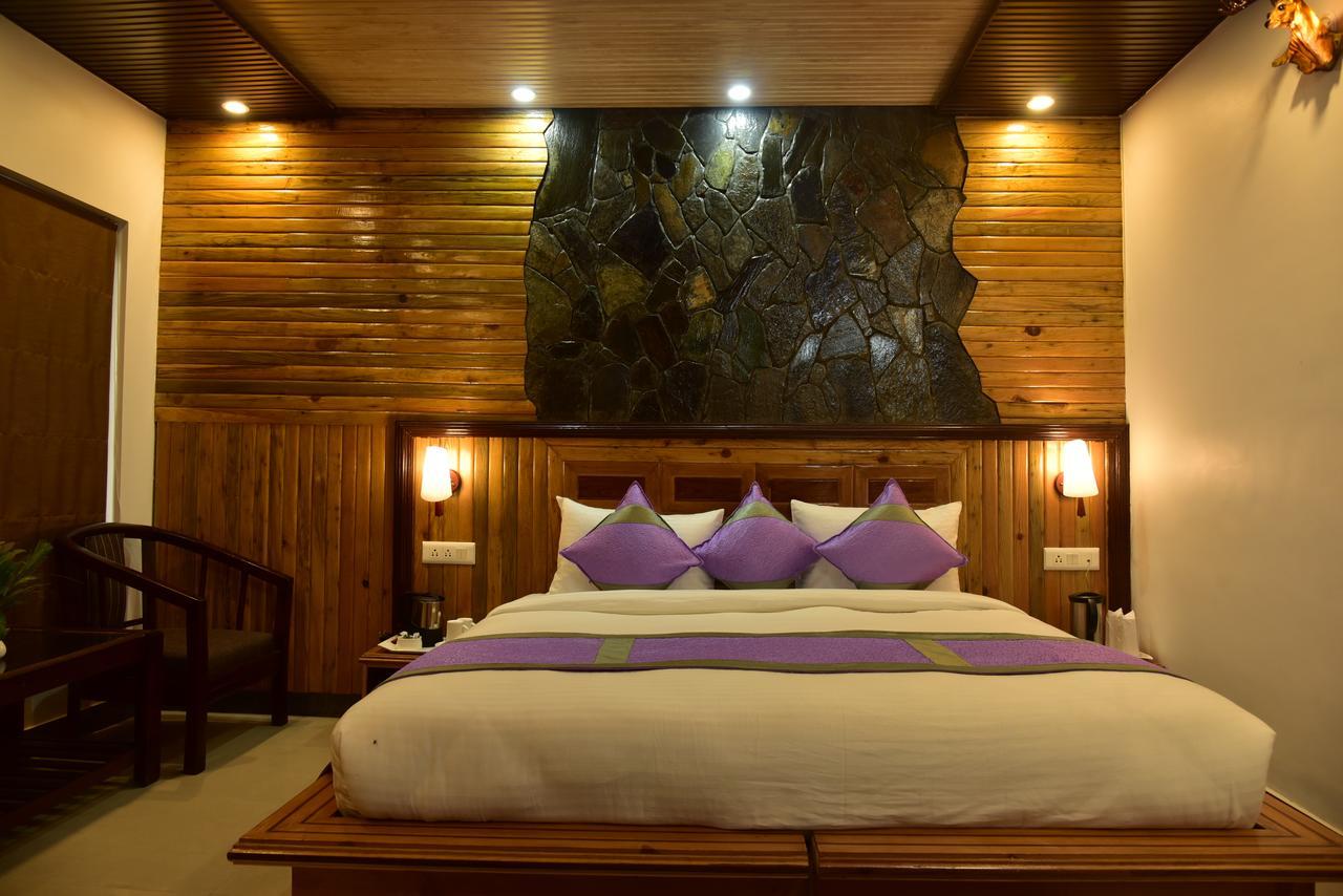 喜马拉雅天堂苏尼塔酒店 考萨尼 外观 照片
